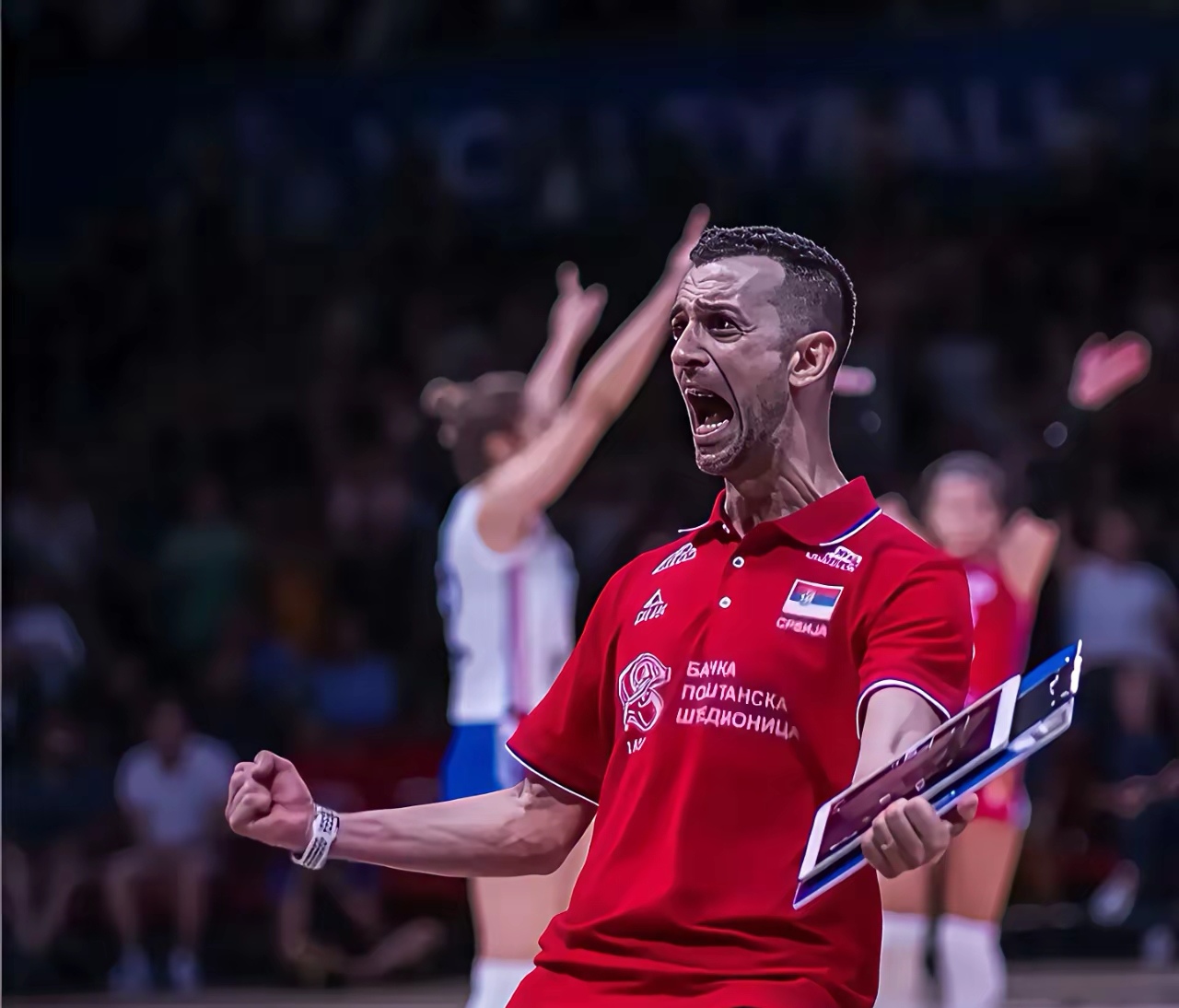 包含转折点！尤文图斯状态回暖，法国杯今晚攻防权衡，气氛紧张，训练强度明显提升的词条