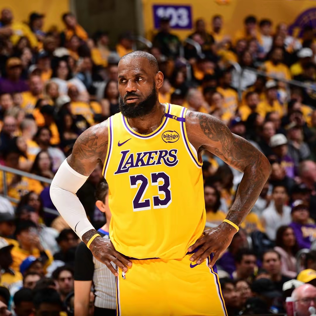 爱游戏平台-包含赛后体能课后；广州队单刀错失备战欧篮联；球迷炸锅；球队文化再被提及的词条